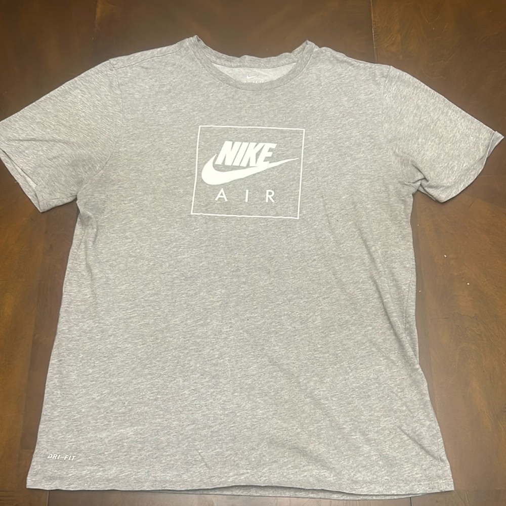 Nike dri-fit t shirt. Size men’s L